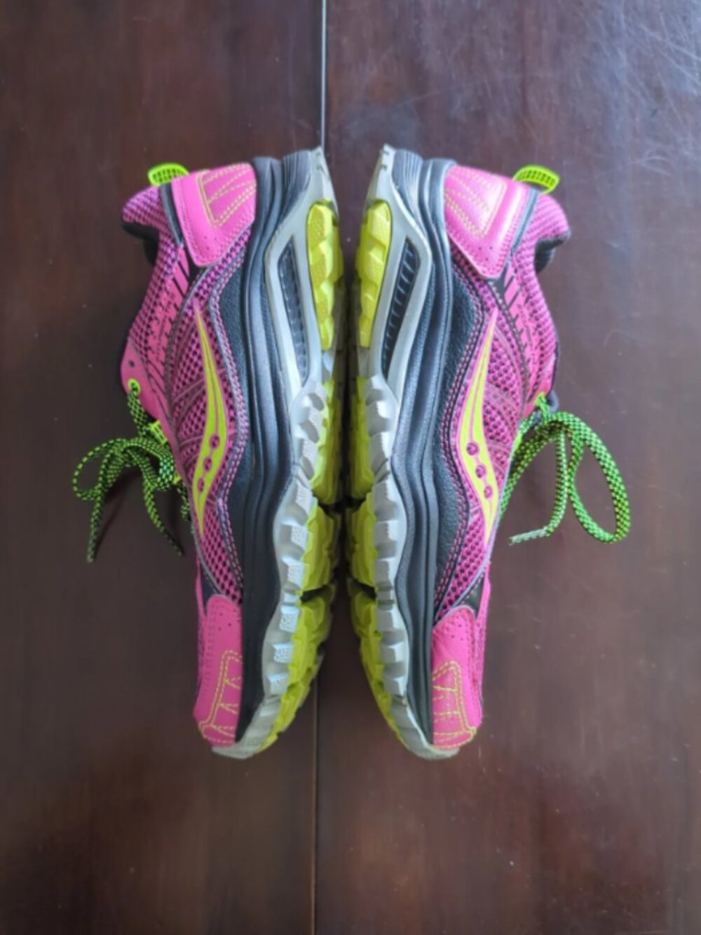 Saucony Grid Excursion TR9 Trail Running Shoes | 10 | Pink